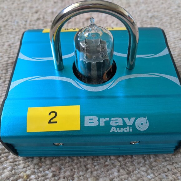 Bravo Audio Ocean Mini Valve Tube Headphone AMP Amplifier w/ AC Adapter & Cable - Picture 4 of 10